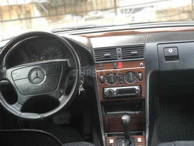 Mercedes C 220 1994, 315,000 km - 2.2 l - Bakı