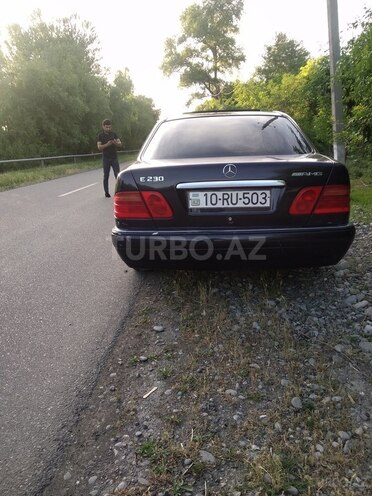 Mercedes E 230 1995, 312,100 km - 2.3 l - Bərdə