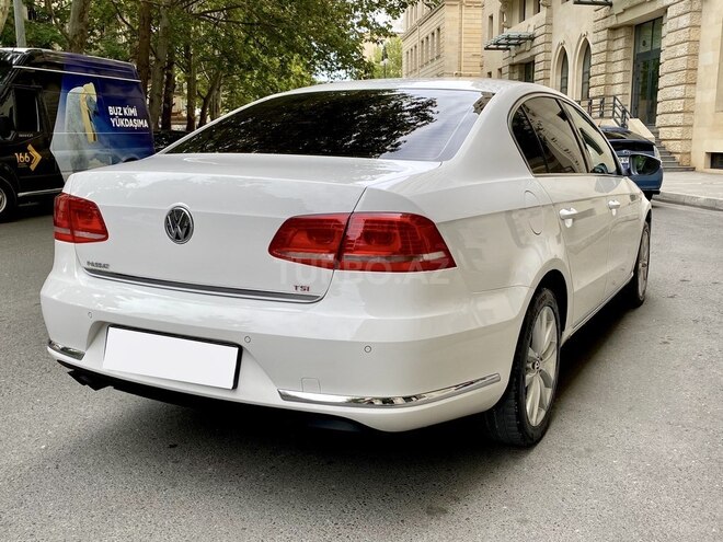 Volkswagen Passat 2014, 123,000 km - 1.8 l - Bakı