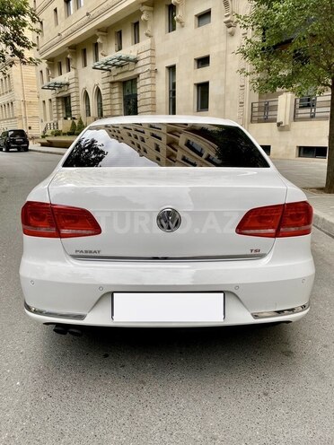 Volkswagen Passat 2014, 123,000 km - 1.8 l - Bakı