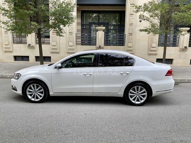 Volkswagen Passat 2014, 123,000 km - 1.8 l - Bakı