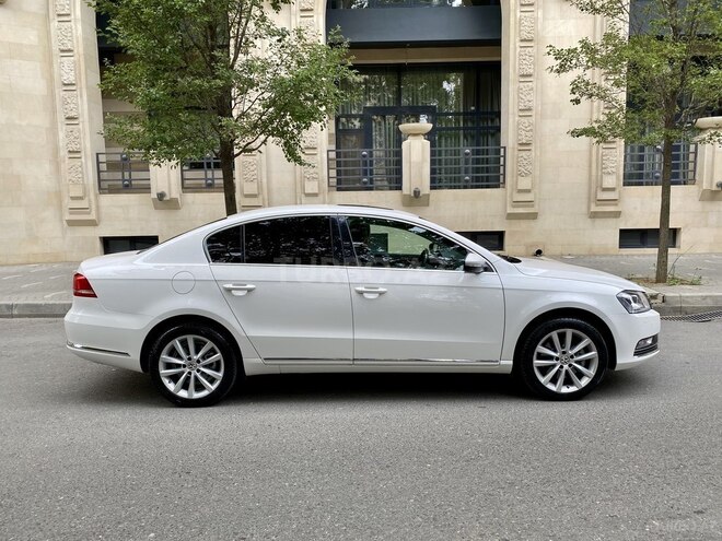 Volkswagen Passat 2014, 123,000 km - 1.8 l - Bakı