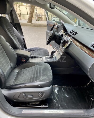 Volkswagen Passat 2014, 123,000 km - 1.8 l - Bakı