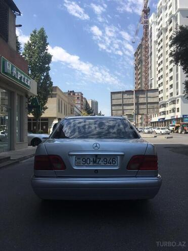 Mercedes E 230 1997, 406,030 km - 2.3 l - Bakı