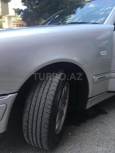 Mercedes E 230 1997, 406,030 km - 2.3 l - Bakı