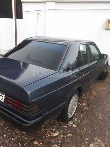 Mercedes 190 1987, 300,000 km - 2.6 l - Xaçmaz