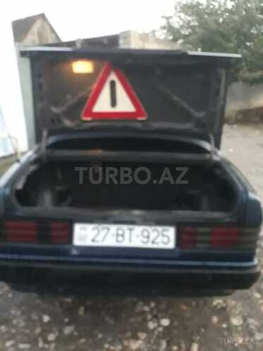 Mercedes 190 1987, 300,000 km - 2.6 l - Xaçmaz