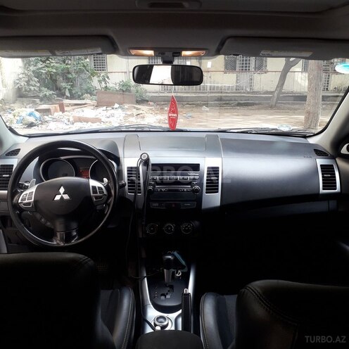 Mitsubishi Outlander 2008, 245,000 km - 2.4 l - Bakı