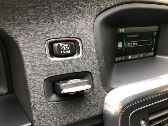Volvo S60 2014, 109,000 km - 2.0 l - Bakı