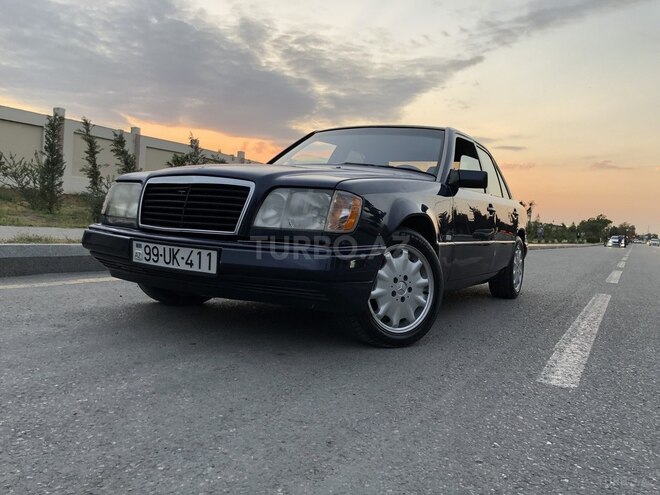Mercedes E 280 1995, 381,000 km - 2.8 l - Bakı