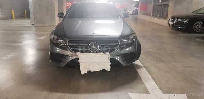 Mercedes E 220 2018, 53,000 km - 2.2 l - Bakı