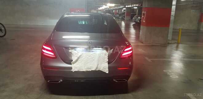 Mercedes E 220 2018, 53,000 km - 2.2 l - Bakı