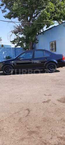 Volkswagen Jetta 1998, 1,900 km - 1.6 л - Bakı