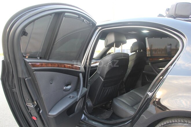 BMW 530 2003, 228,000 km - 3.0 l - Bakı