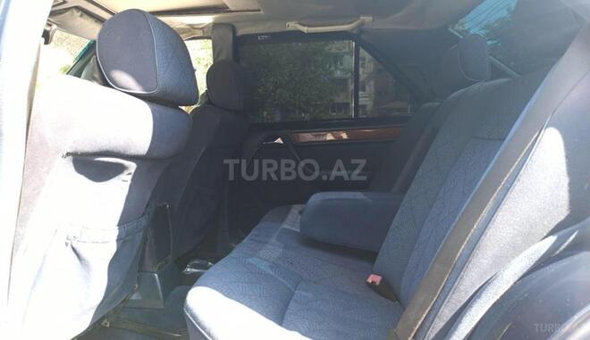 Mercedes E 200 1993, 350,000 km - 2.0 l - Bakı