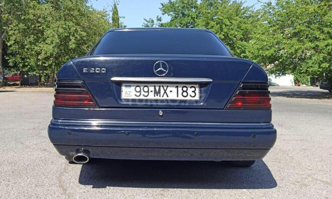 Mercedes E 200 1993, 350,000 km - 2.0 l - Bakı