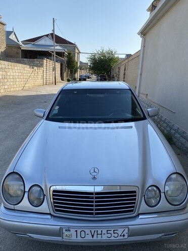 Mercedes E 240 1999, 491,000 km - 2.4 л - Bakı