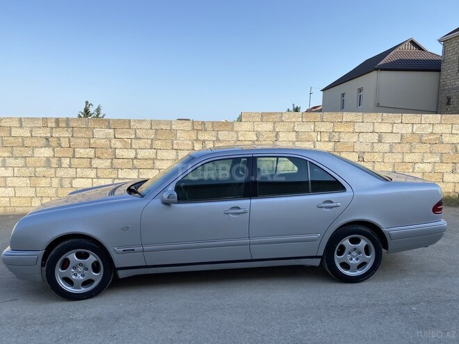 Mercedes E 240 1999, 491,000 km - 2.4 л - Bakı