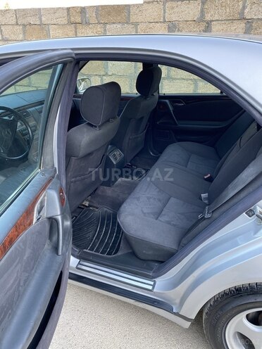 Mercedes E 240 1999, 491,000 km - 2.4 л - Bakı