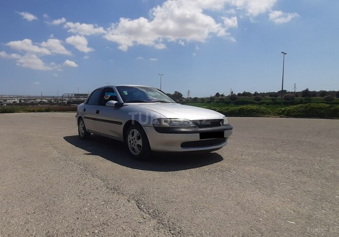 Opel Vectra 1999, 47,300 km - 2.0 l - Bakı