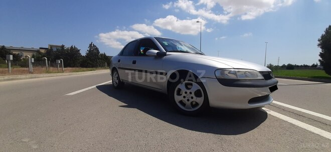 Opel Vectra 1999, 47,300 km - 2.0 l - Bakı