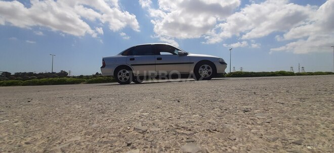 Opel Vectra 1999, 47,300 km - 2.0 l - Bakı
