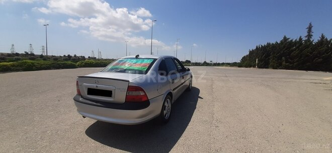 Opel Vectra 1999, 47,300 km - 2.0 l - Bakı