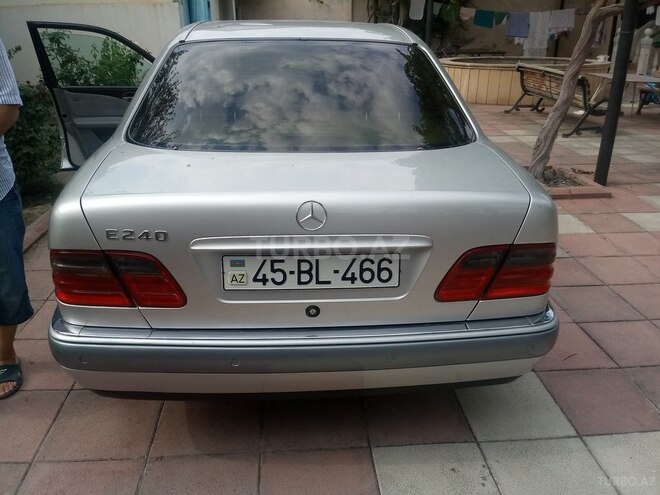 Mercedes E 240 1998, 280,000 km - 2.4 l - Mingəçevir