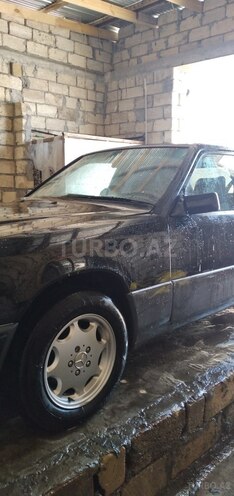 Mercedes E 200 1991, 584,752 km - 2.0 л - Bakı