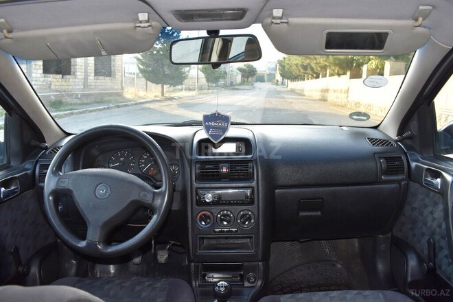 Opel Astra 1998, 305,000 km - 1.6 l - Şamaxı