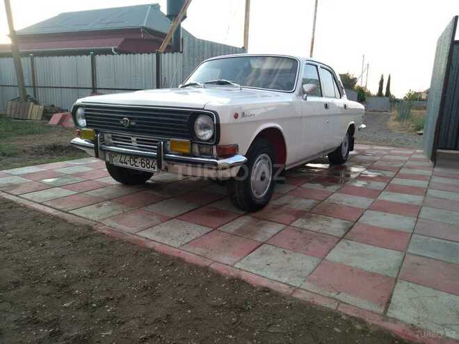 GAZ 24-10 1988, 90,000 km - 2.4 л - Masallı