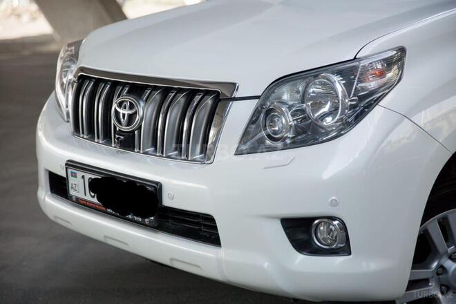Toyota Prado 2012, 180,000 km - 4.0 л - Bakı