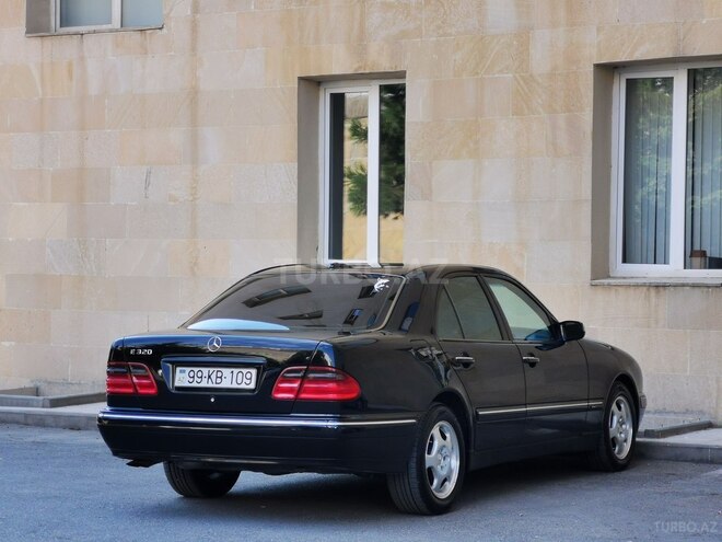 Mercedes E 320 2000, 285,000 km - 3.2 l - Bakı