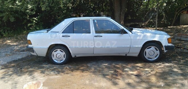 Mercedes 190 1989, 500,208 km - 2.0 л - Saatlı