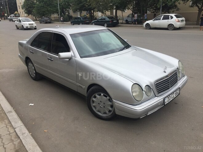 Mercedes E 200 1998, 273,013 km - 2.0 l - Gəncə