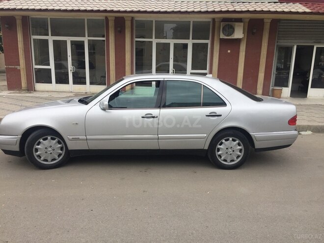 Mercedes E 200 1998, 273,013 km - 2.0 l - Gəncə