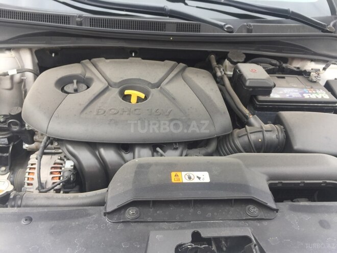 Hyundai i40 2014, 128,345 km - 2.0 л - Gəncə