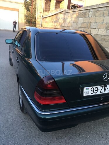 Mercedes C 220 1999, 300,000 km - 2.2 l - Bakı