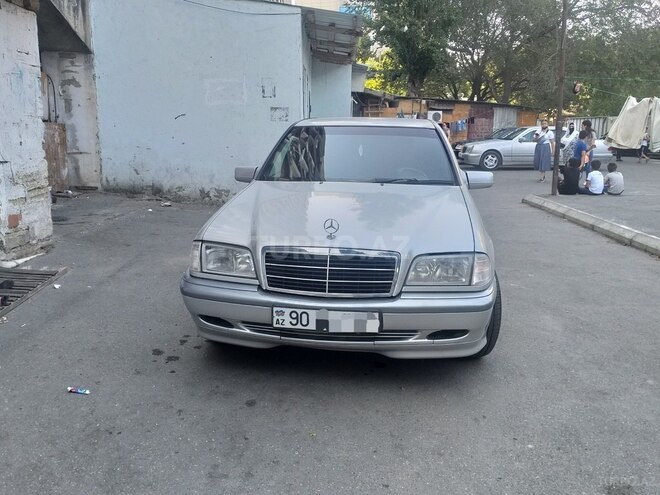 Mercedes C 200 1998, 221,658 km - 2.0 l - Bakı