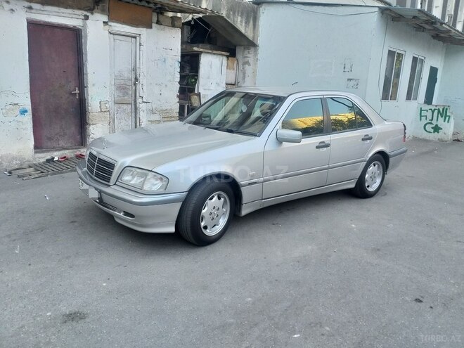 Mercedes C 200 1998, 221,658 km - 2.0 l - Bakı