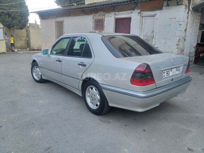 Mercedes C 200 1998, 221,658 km - 2.0 l - Bakı
