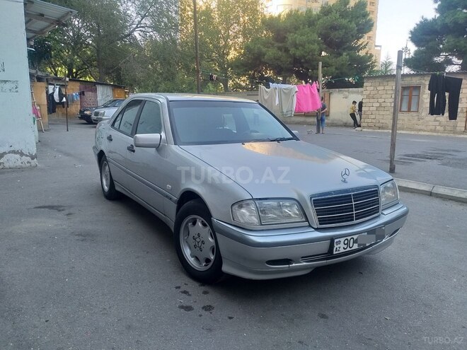 Mercedes C 200 1998, 221,658 km - 2.0 l - Bakı