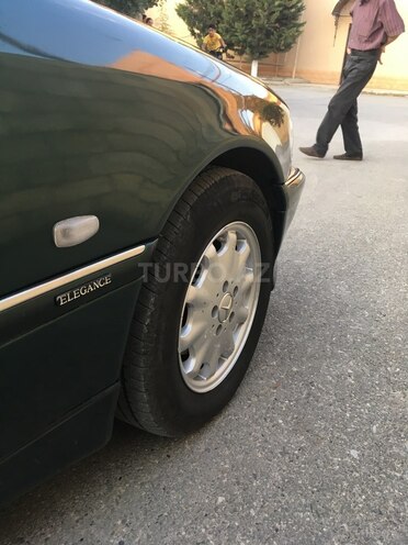 Mercedes C 220 1999, 300,000 km - 2.2 l - Bakı