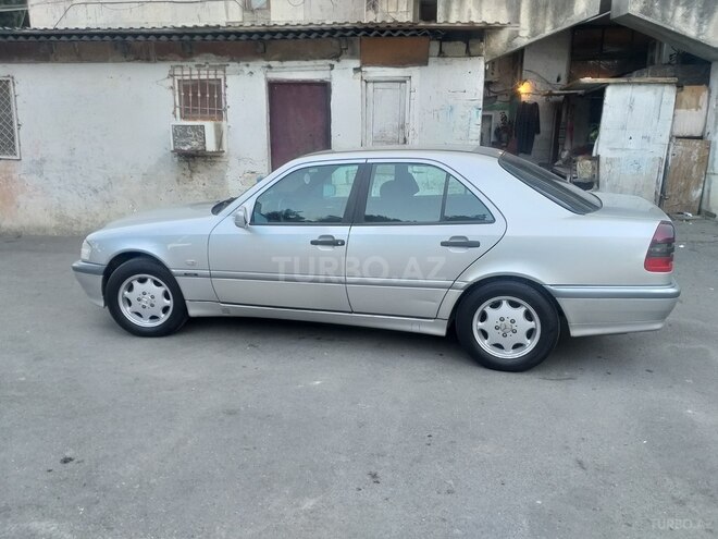 Mercedes C 200 1998, 221,658 km - 2.0 l - Bakı