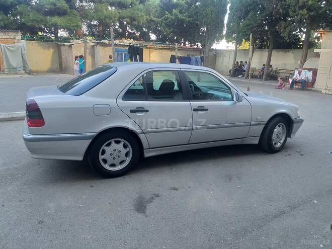 Mercedes C 200 1998, 221,658 km - 2.0 l - Bakı