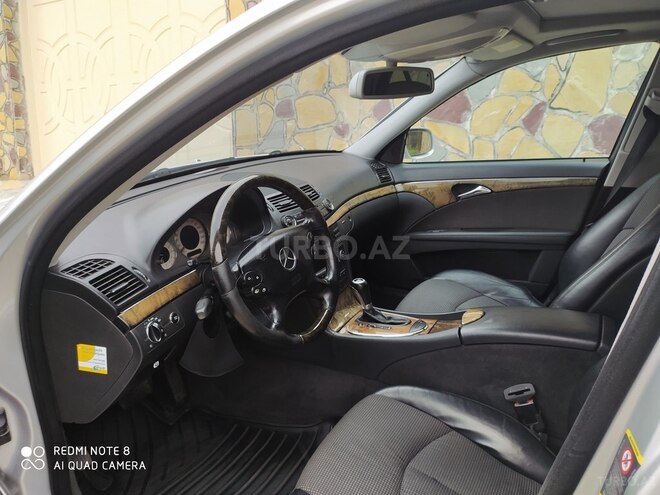 Mercedes E 220 2005, 309,000 km - 2.2 l - Gəncə