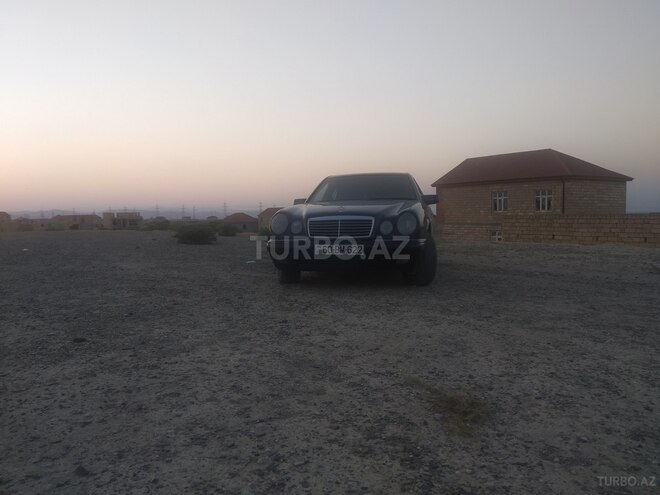 Mercedes E 220 1996, 566,000 km - 2.2 l - Bakı