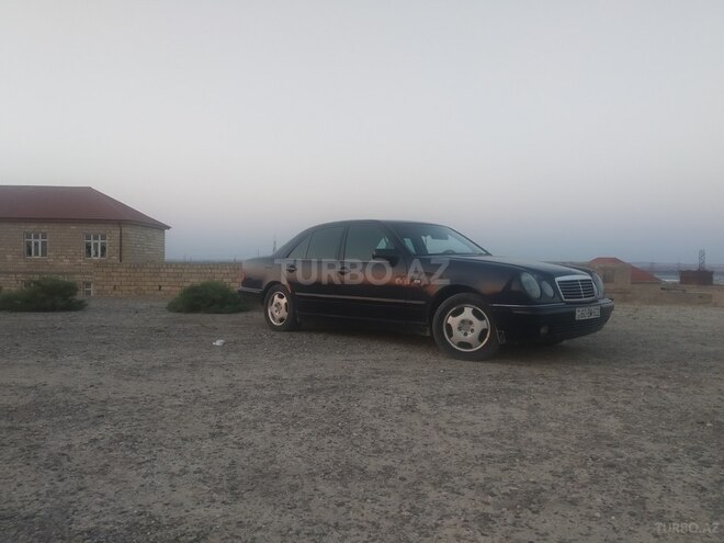 Mercedes E 220 1996, 566,000 km - 2.2 l - Bakı