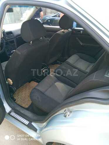 Volkswagen Bora 2003, 305,957 km - 1.6 л - Bakı