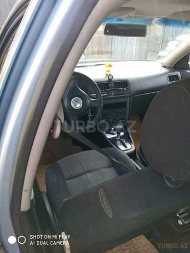 Volkswagen Bora 2003, 305,957 km - 1.6 л - Bakı